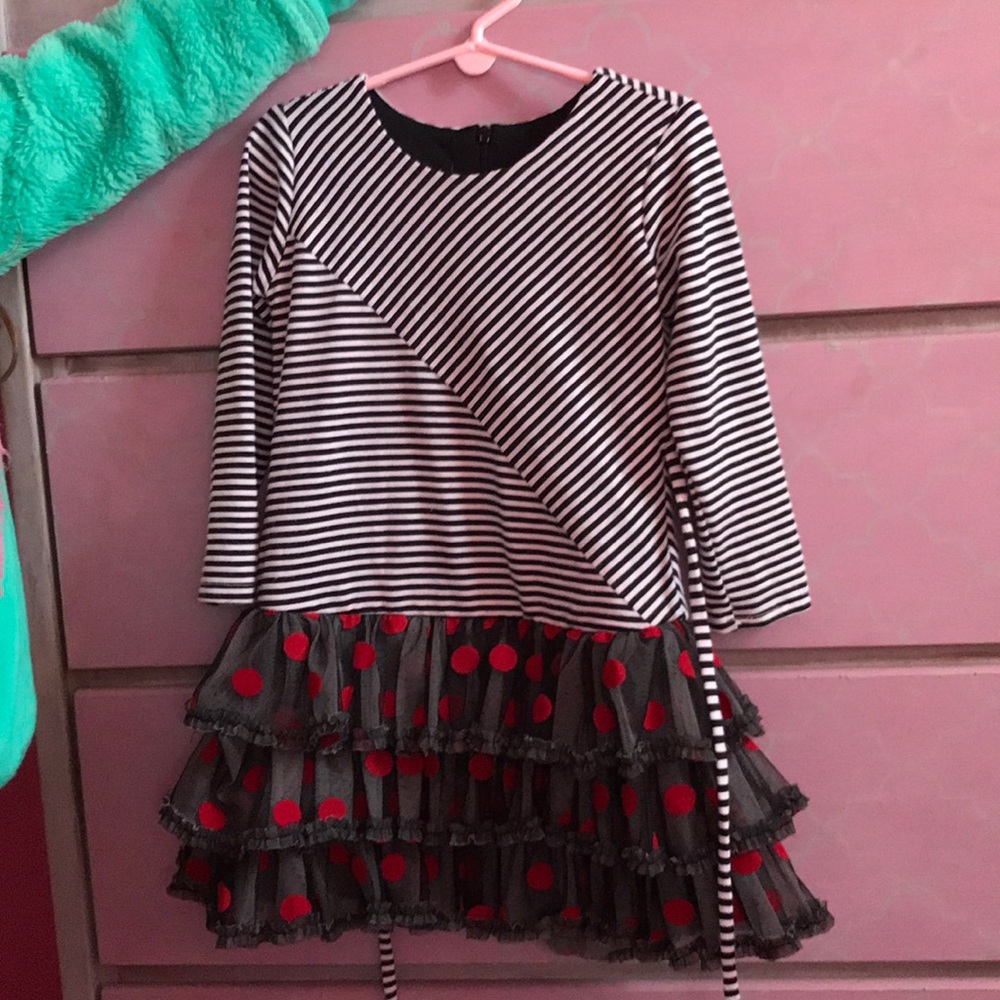 Little girl dress (dressy/casual)